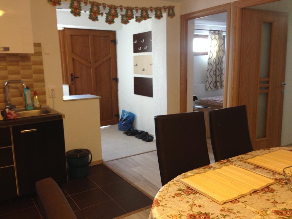 Pensiunea Roka Ranca Zimmer foto